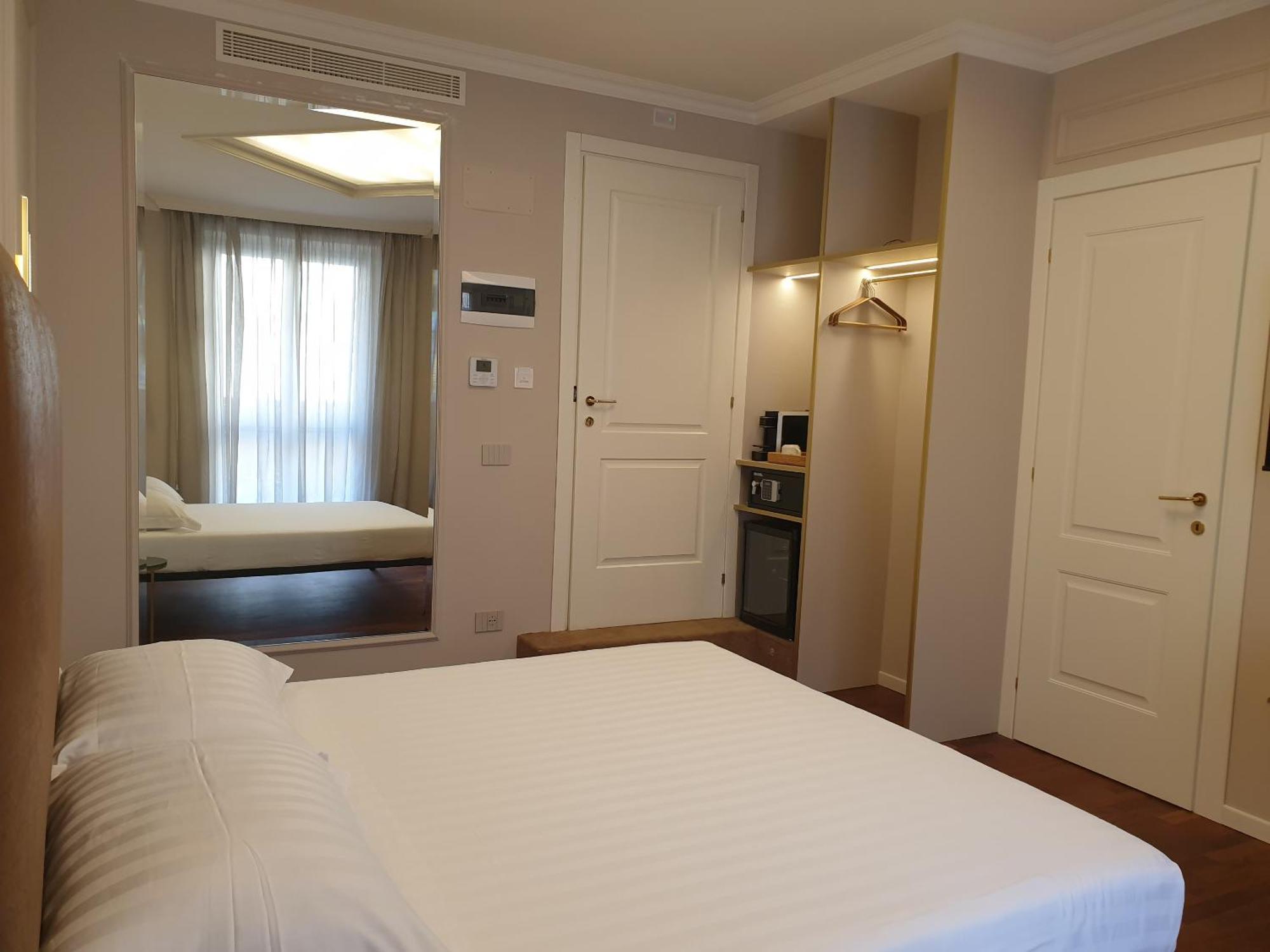 Appian Private Suites Рим Экстерьер фото